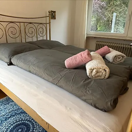 Gartenoase In Der Universitaetsstadt 3 Haus Mit Parkplatz 아파트